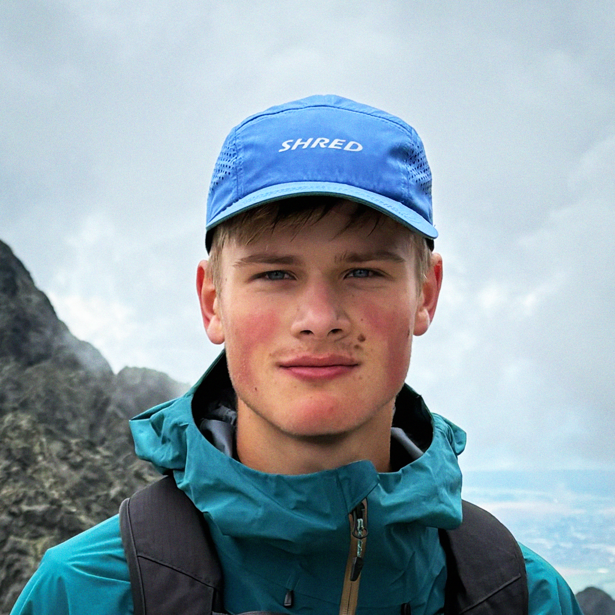 CZAPKA RUNNER
